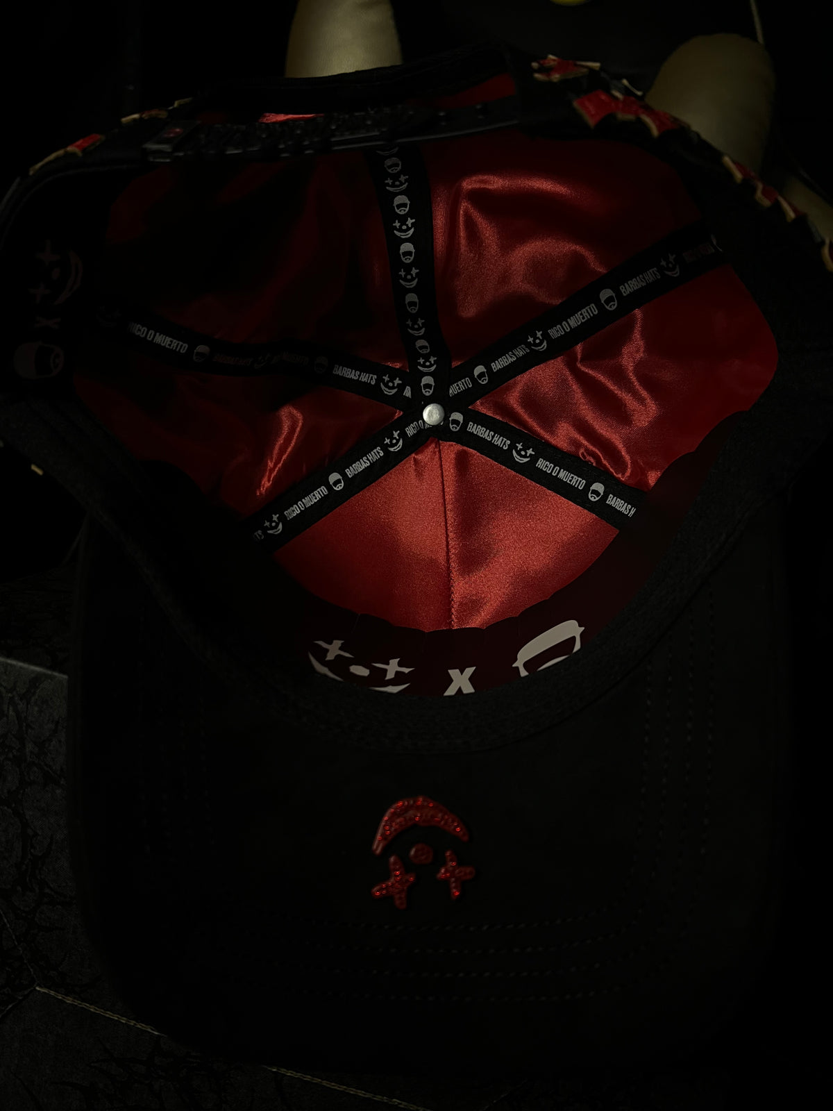 Barbas Hats Rom Gorra Y Tarjeta De Autenticidad